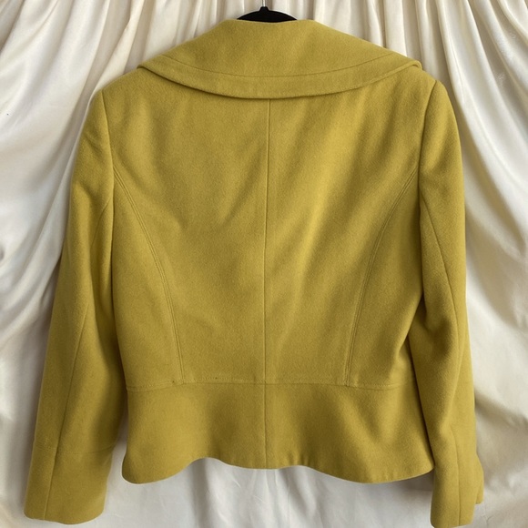 Harve Benard Coat - Picture 9 of 11